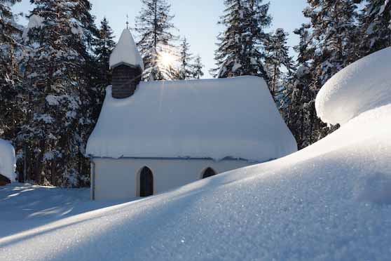 Foto Kapelle Winterlandschaft